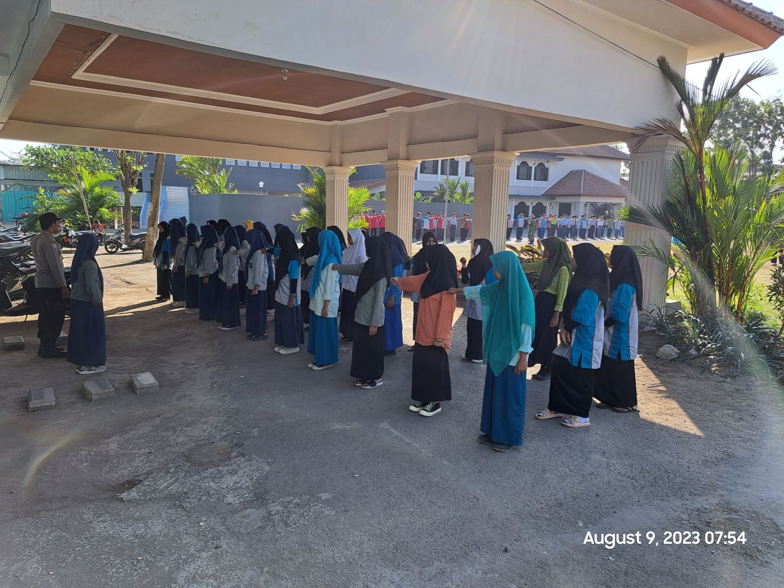 Latihan Baris-Berbaris